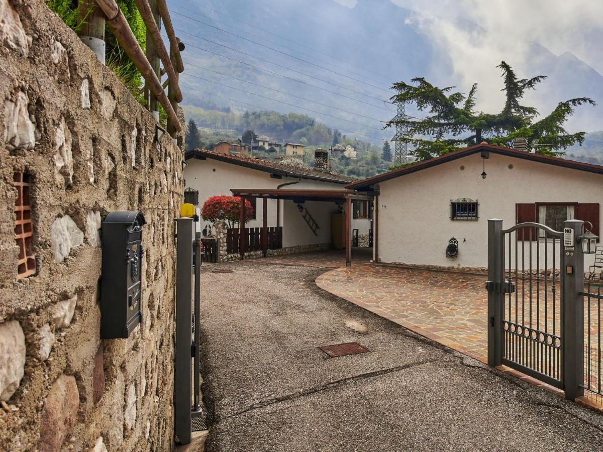 Villa Locazione Turistica Rocchetta Malcesine Esterno foto